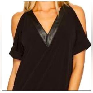 Michael Kors cold shoulder V short sleeve